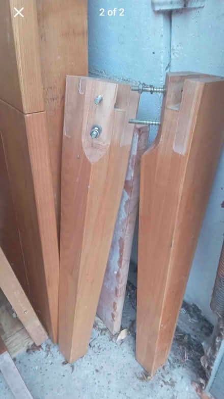 Photo of free Solid oak table (Neston CH64) #2