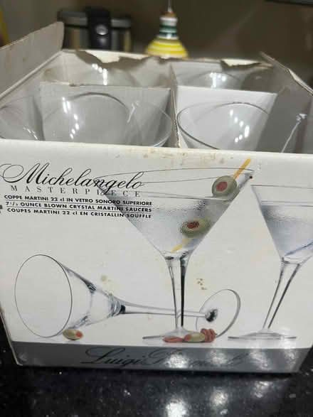 Photo of free Carafe and 8 Martini glasses (Upper Clapton E5) #2