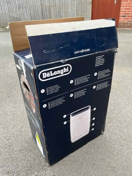 Photo of free DeLonghi Dehumidifier (Harlow Fields DE22) #2