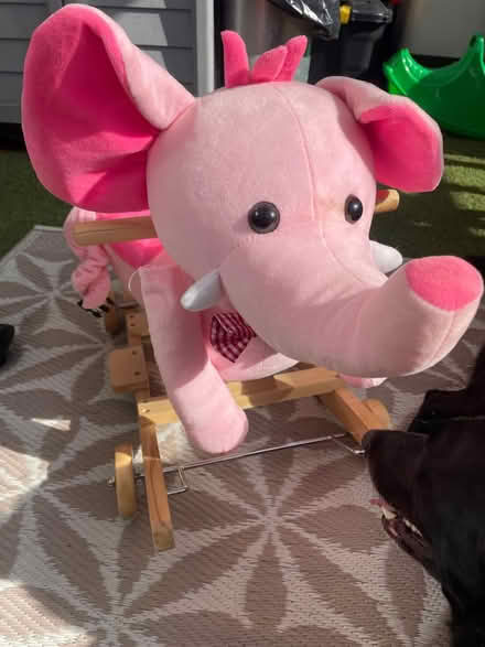 Photo of free Pink rocking and wheels elephant (Laindon SS155NL) #1