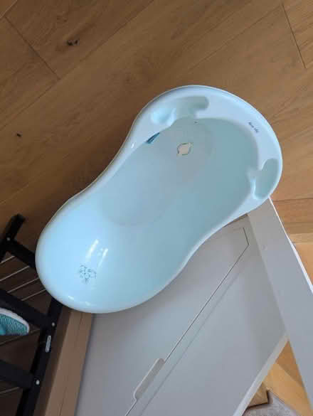 Photo of free baby bath (Bexleyheath DA6) #1