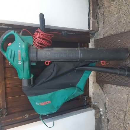 Photo of free Bosch leaf blower and collector (Upper Wolvercote OX2) #1