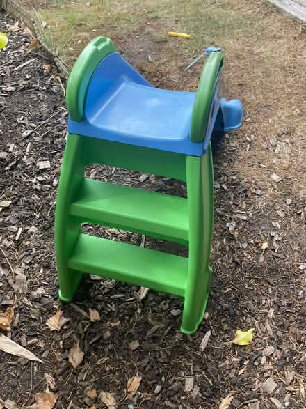 Photo of free Children's slide (Bracknell Forest RG42) #2