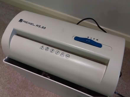 Photo of free Electric paper shredder (Grey Tree, Ross-on-wye) #2