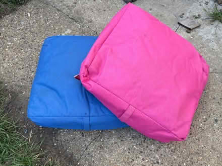 Photo of free 2 Kaikoo outdoor bean bag cushions (DA7 Barnehurst/Bexleyheath) #1