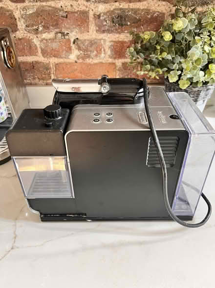 Photo of free DeLonghi Nespresso coffee machine (Malvern Link WR14) #2