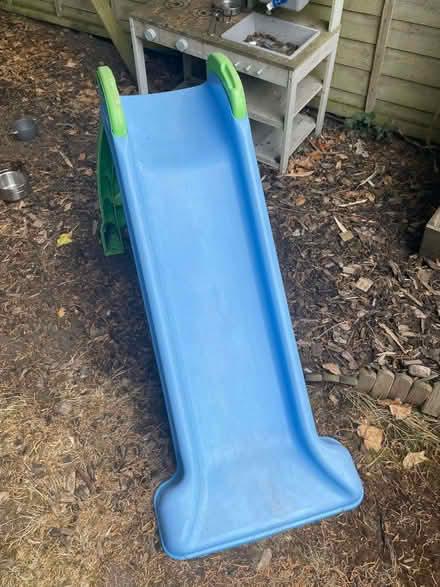 Photo of free Children's slide (Bracknell Forest RG42) #1