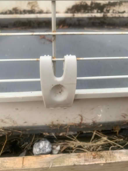 Photo of free Feraplast Hutch (Chesham HP5) #1