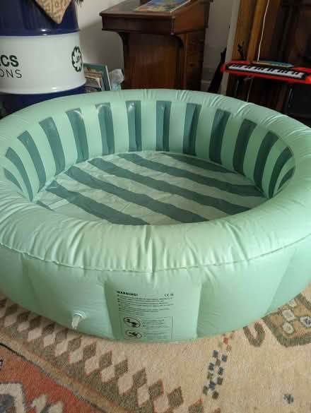 Photo of free Kids pool (Wray crescent, N4) #2
