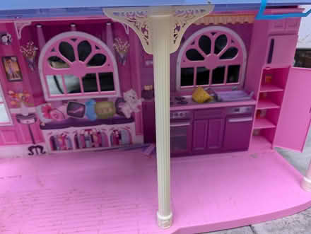Photo of free Very brittle old slightly damaged barbie dollhouse (Broomgrove TN34) #1