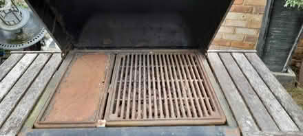 Photo of free Gas Bbq (Addlestone KT15) #3