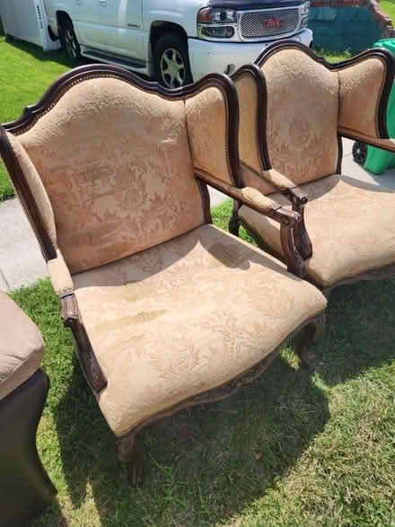 Photo of free Curb Alert (Temple Hills,MD) #4