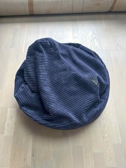 Photo of free Kids bean bag (Shepperton, TW17) #1