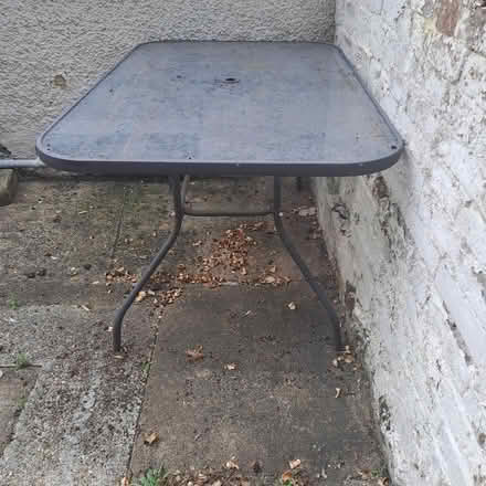 Photo of free garden table (north watford WD24) #1