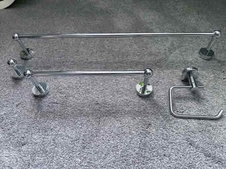 Photo of free Set Of Bathroom Rails And Hooks (DA4) #1