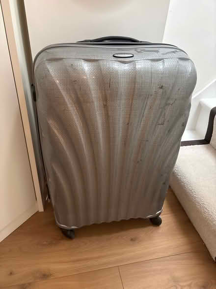 Photo of free Samsonite luggage 75cm high (Tufnell Park N7) #1