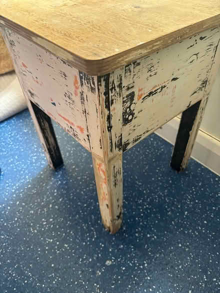 Photo of free Shabby Chic Table - small (SE24) #4