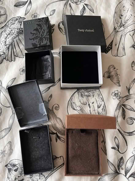 Photo of free Empty gift boxes (Tolworth KT5) #2