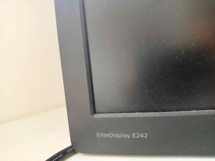 Photo of free HP Elite Display E242 (Hemel Hempstead HP1) #3