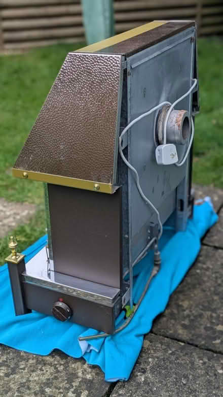 Photo of free Outset gas fire (Hitchin SG4) #3