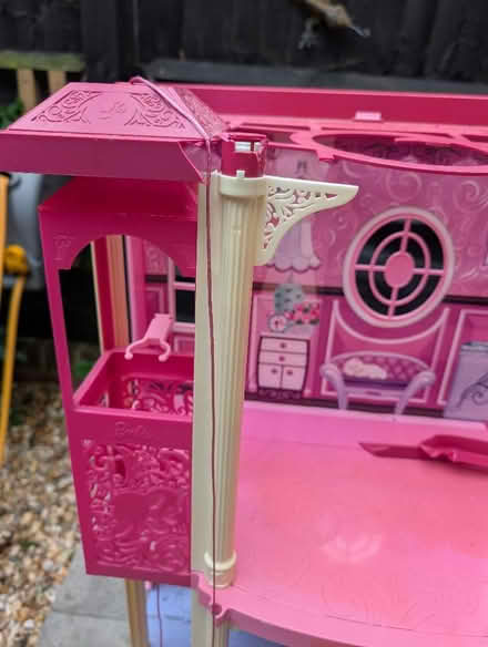 Photo of free Very brittle old slightly damaged barbie dollhouse (Broomgrove TN34) #3