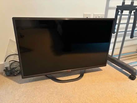 Photo of free LG smart TV (Poplar E14) #1
