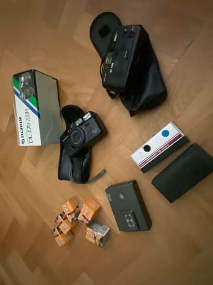 Photo of free Old (non-digital) cameras and film (Thames Ditton KT7) #1