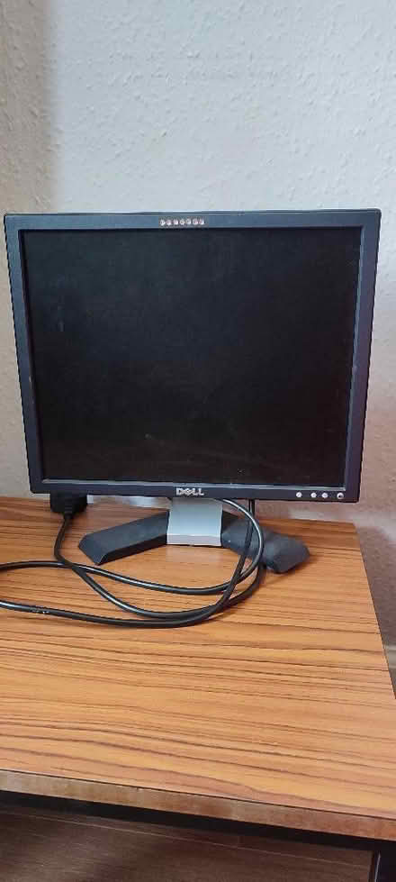 Photo of free Computer monitor (Polwarth EH11) #1