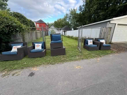 Photo of free Patio furniture set (East End) #1