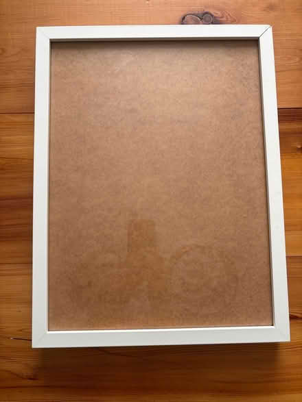 Photo of free White picture frame (Bear flat) #2