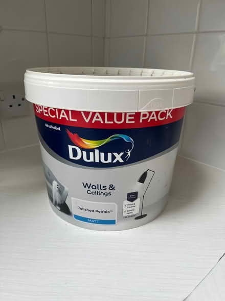 Photo of free Unopened 7.5l tub of Dulux paint (Royal Leamington Spa CV31) #1