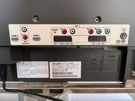 Photo of free 32 inch tv (not Smart) (Tolworth KT5) #3