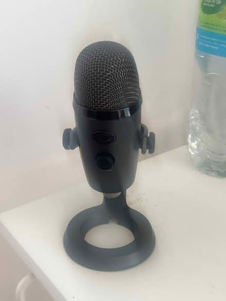 Photo of free Microphone (Dan N15) #1