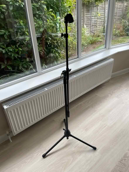 Photo of free Microphone stand (Lexden CO3) #1