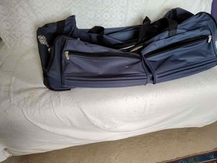 Photo of free Jeep duffel bag, wheels (Faringdon SN7) #3