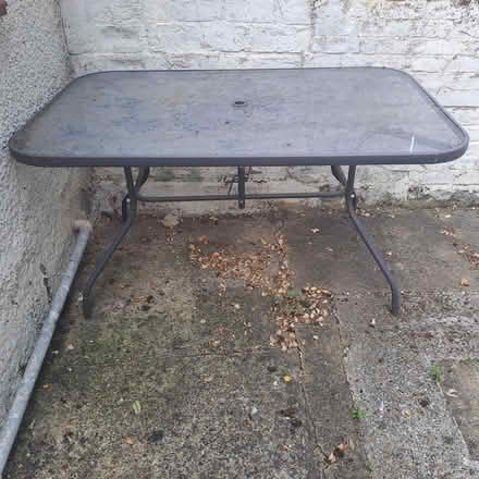Photo of free garden table (north watford WD24) #2