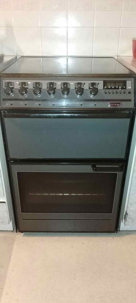 Photo of free Electric Oven (SW10 0NR) #1