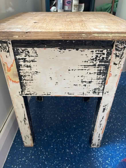Photo of free Shabby Chic Table - small (SE24) #3