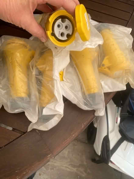 Photo of free 5 x 16a sockets female (Hornchurch RM11) #1