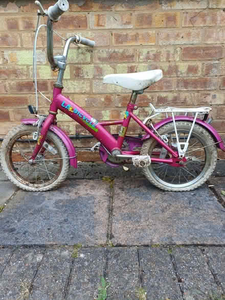 Photo of free Childs bicycle. (Moor Park HA6) #1