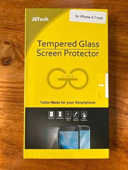 Photo of free iPhone 4.7 inch screen protector (Crosspool S10) #1