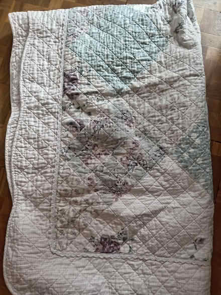Photo of free Quilt (Lightwater GU18) #1