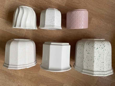 Photo of free Ceramic flower pots (Welling DA16) #1