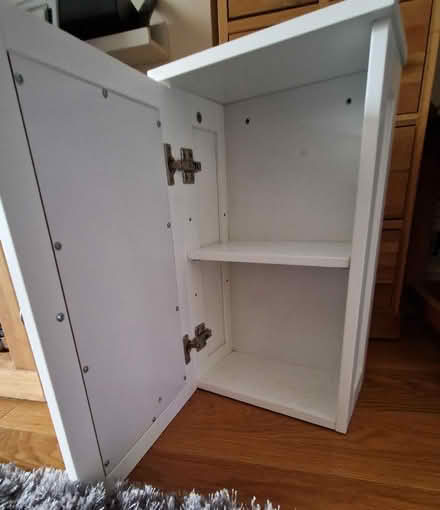 Photo of free White Mirrored Bathroom Cabinet (Shinfield RG2) #2