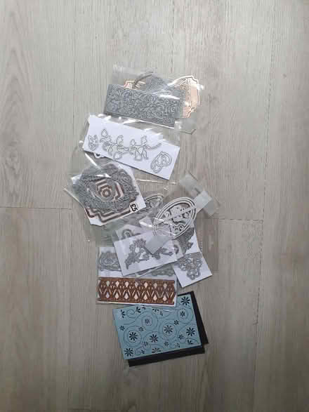 Photo of free Card making stamps and jigs (Welling DA16) #1