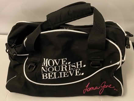 Photo of free Cloth Bag Lorna Jane (Newport Beach (Eastbluff)) #1