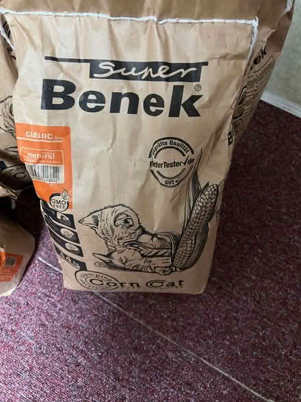 Photo of free Cat litter x 3 bags plus 1/2 bag. (Old Dean GU15) #3