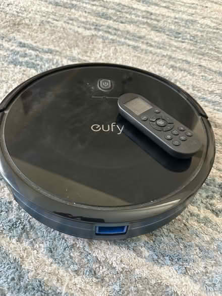 Photo of free Eufy vacuum (West Dublin) #1