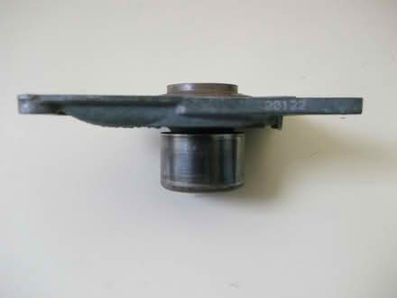 Photo of free Renault water pump (Stretford M32) #3