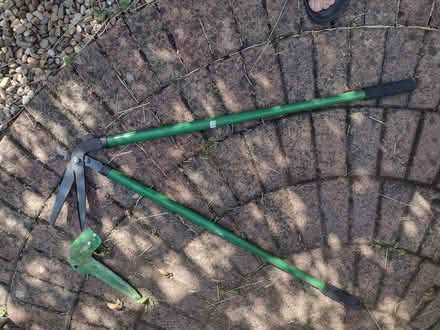 Photo of free Lawn edging shears (Phippsville) #2